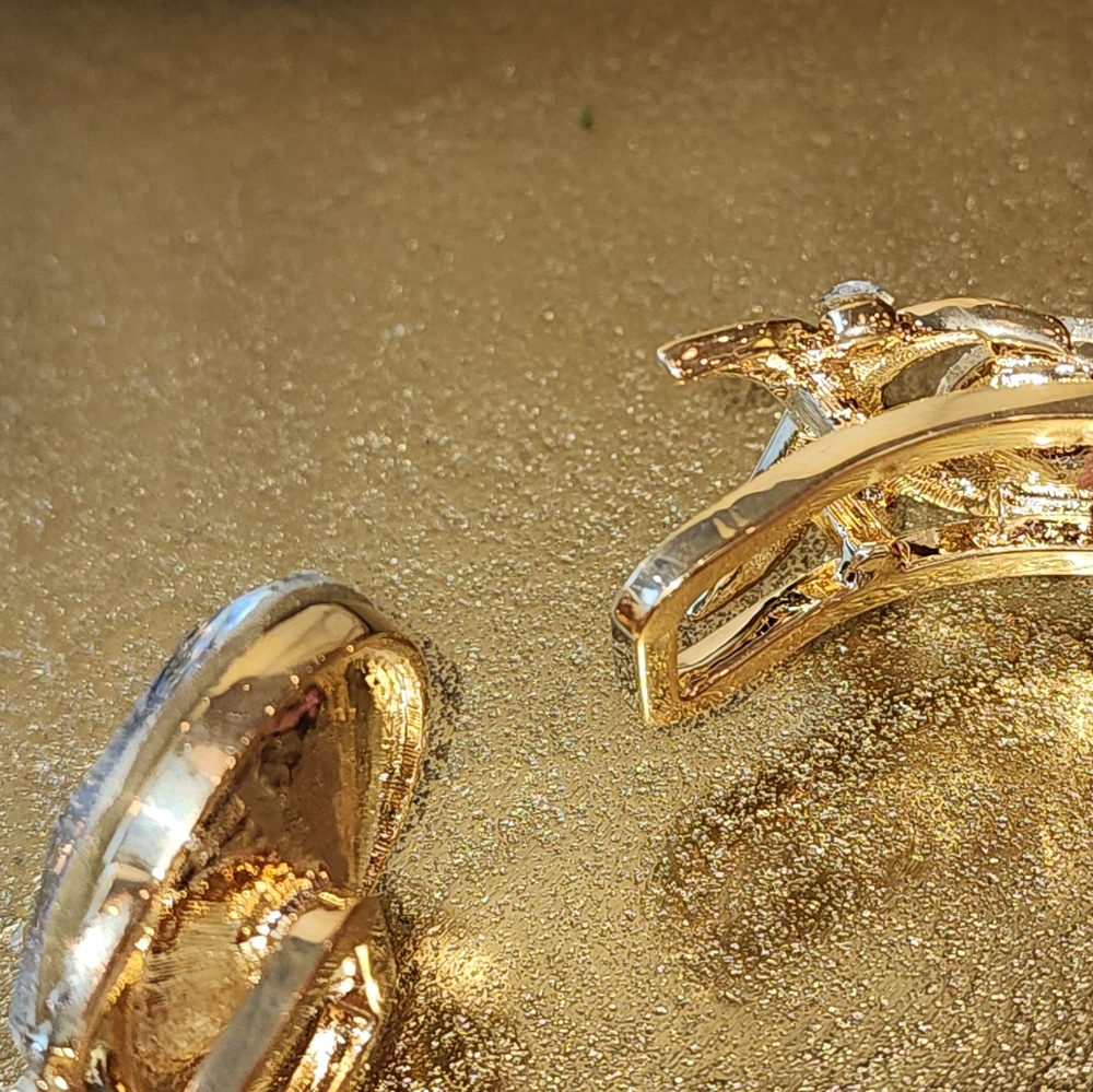 Elegant Women's Gold Tone Statement Large Rhinestone Hinged Wrap Cuff Bracelet - Picture 8 of 8